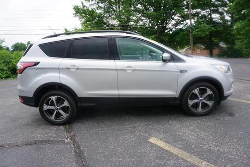 Ingot Silver Metallic 2018 Ford Escape SEL