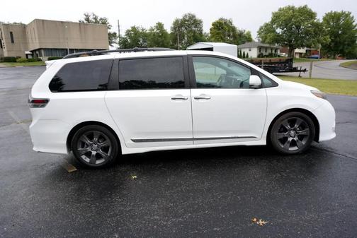 2015 Toyota Sienna SE