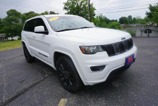 Bright White Clearcoat 2019 Jeep Grand Cherokee Altitude