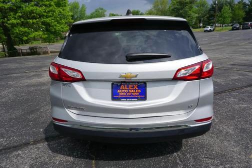 Silver Ice Metallic 2020 Chevrolet Equinox 1LT
