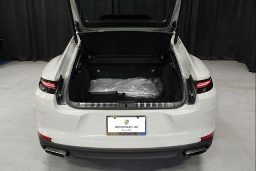 Chalk 2025 Porsche Panamera 4