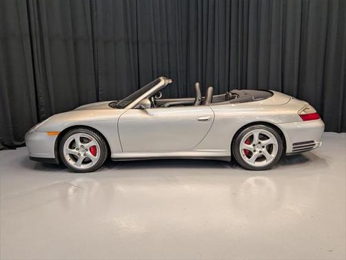 2004 Porsche 911 Carrera 4S
