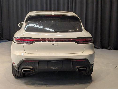 2024 Porsche Macan Base