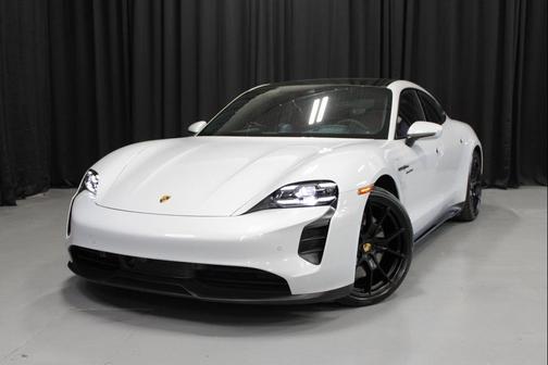 2024 Porsche Taycan GTS