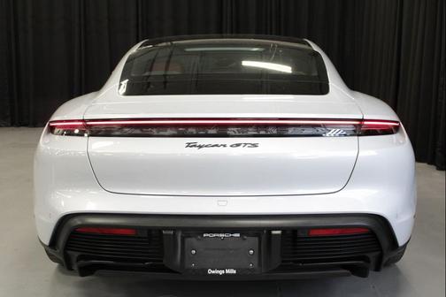 2024 Porsche Taycan GTS