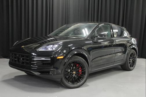 2025 Porsche Cayenne S