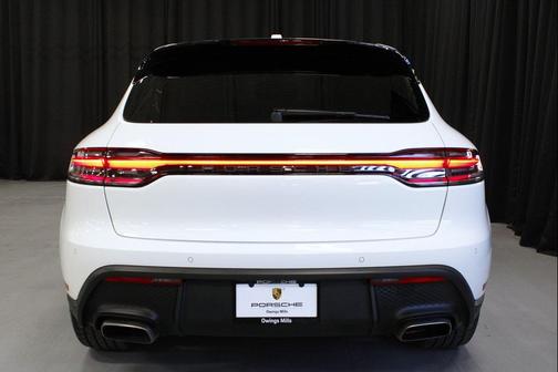 2025 Porsche Macan T
