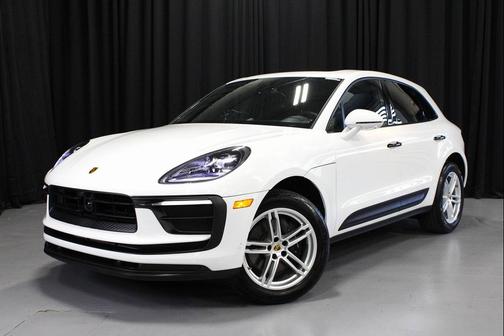 2025 Porsche Macan T