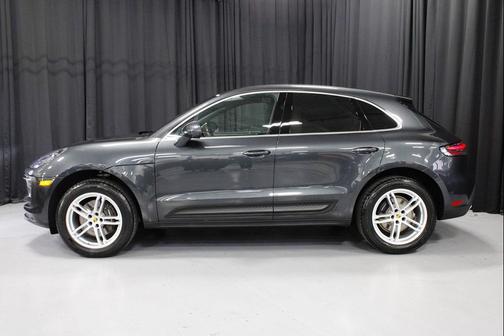 2025 Porsche Macan T