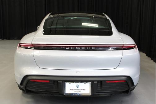 2025 Porsche Taycan