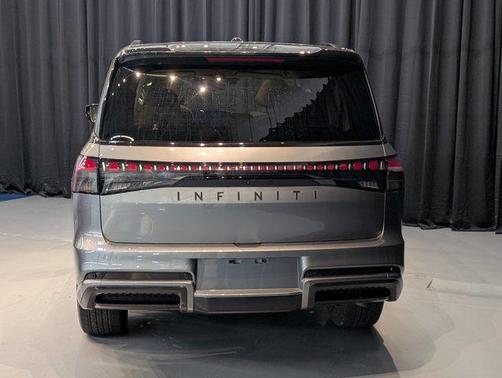 2025 INFINITI QX80 SENSORY AWD