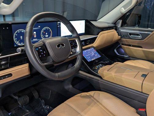 2025 INFINITI QX80 SENSORY AWD