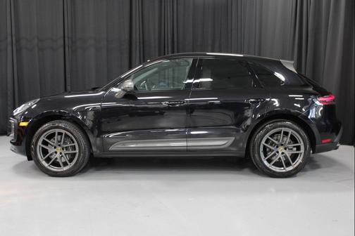 2025 Porsche Macan T