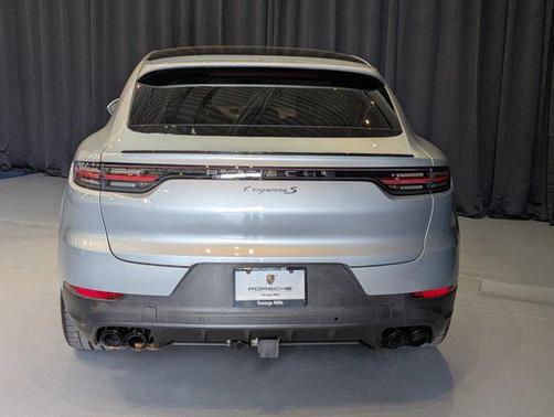 2022 Porsche Cayenne S