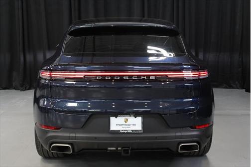 2025 Porsche Cayenne Base