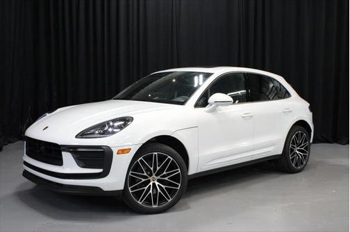 2024 Porsche Macan Base