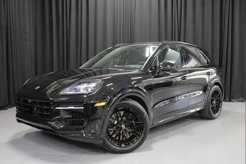2026 Porsche Cayenne GTS