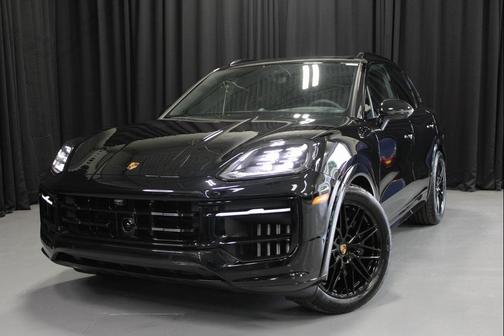 2026 Porsche Cayenne GTS
