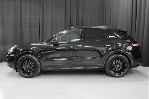 2026 Porsche Cayenne GTS