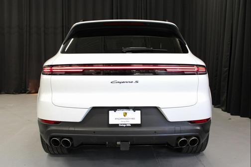 2024 Porsche Cayenne S