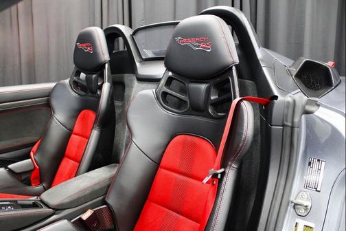 2025 Porsche 718 Spyder RS