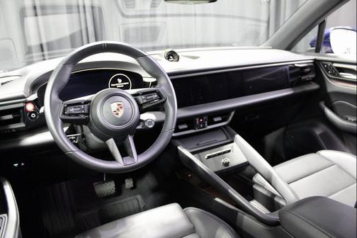 2024 Porsche Macan 4