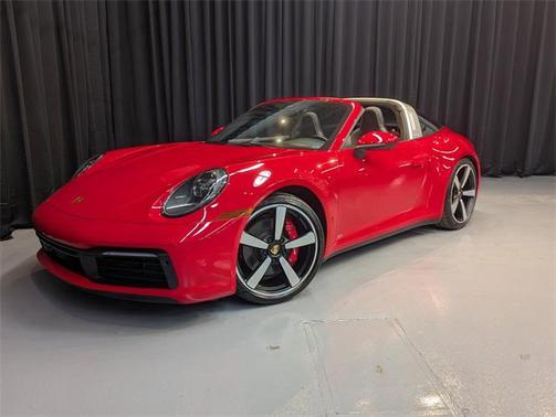 2022 Porsche 911 Targa 4S
