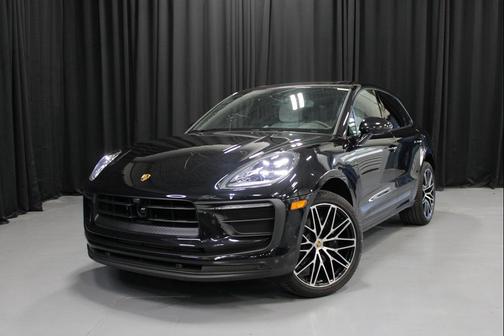 2025 Porsche Macan T