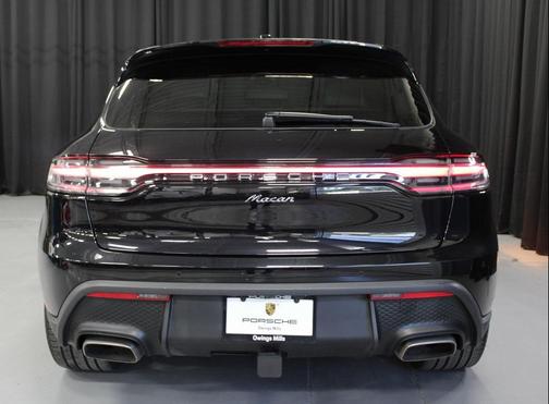 2025 Porsche Macan T
