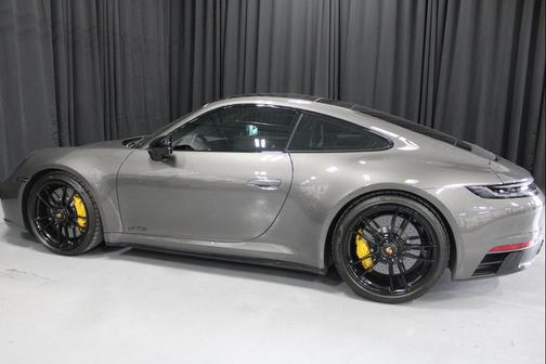 2023 Porsche 911 Carrera GTS