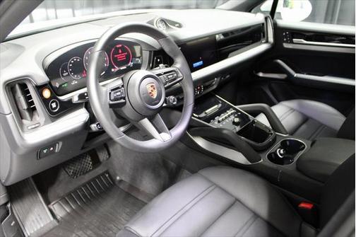 2024 Porsche Cayenne Coupe AWD