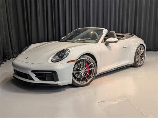 2024 Porsche 911 Carrera 4S Cabriolet