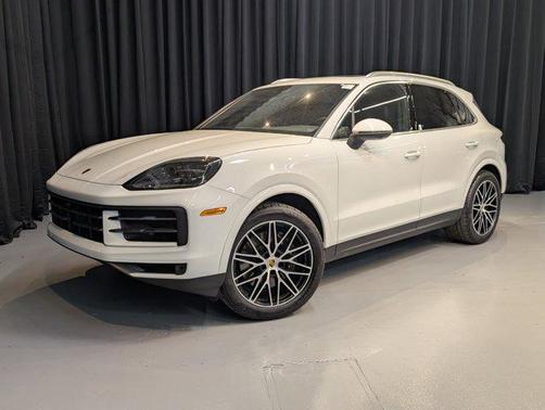 2024 Porsche Cayenne AWD