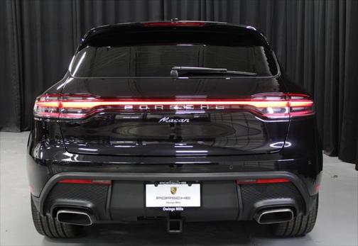 2025 Porsche Macan Base