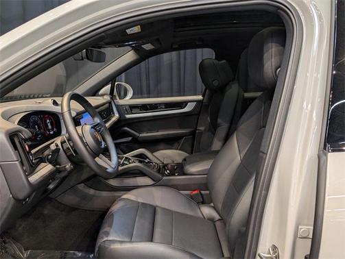 2024 Porsche Cayenne E-Hybrid S