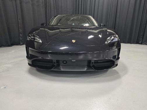 2026 Porsche Taycan GTS