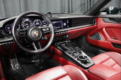 2022 Porsche 911 Carrera GTS