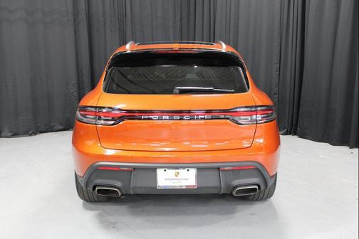 Papaya Metallic 2025 Porsche Macan Macan