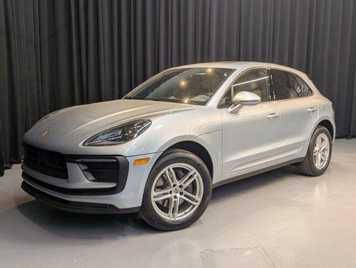 2024 Porsche Macan Base