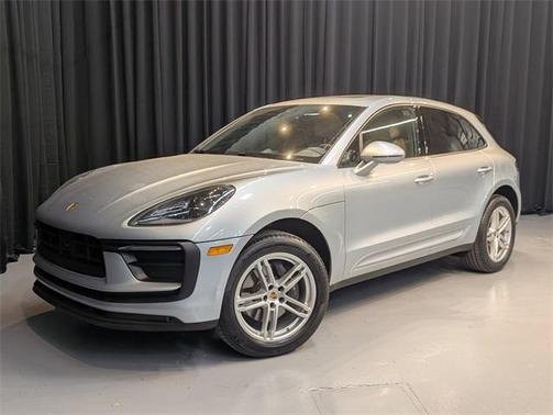 2024 Porsche Macan Base