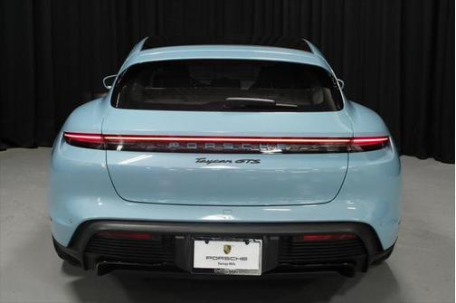 2024 Porsche Taycan Cross Turismo GTS