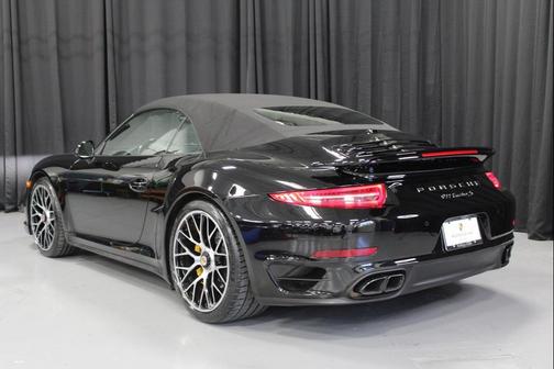 2015 Porsche 911 Turbo S