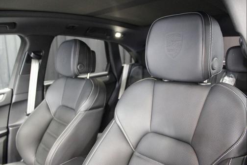 2026 Porsche Macan T