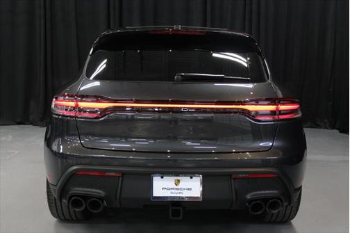 2024 Porsche Macan Base