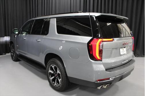 2025 GMC Yukon XL 4WD AT4
