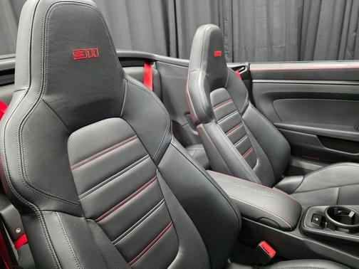2023 Porsche 911 Carrera GTS