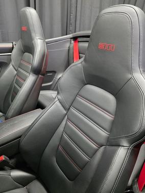 2023 Porsche 911 Carrera GTS