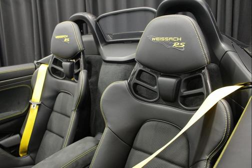 2024 Porsche 718 Spyder RS