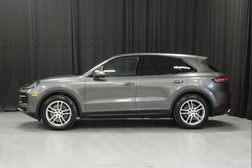 Quartzite Grey Metallic 2025 Porsche Cayenne Cayenne