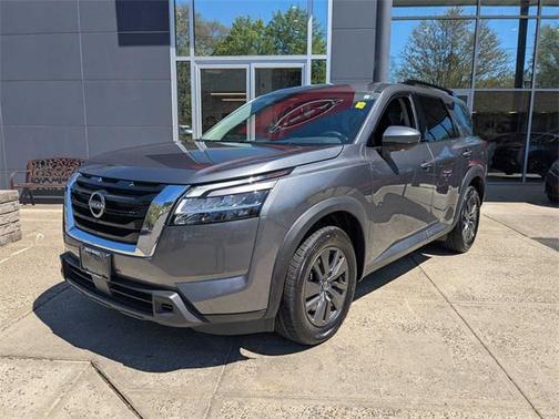 2022 Nissan Pathfinder SV 4WD